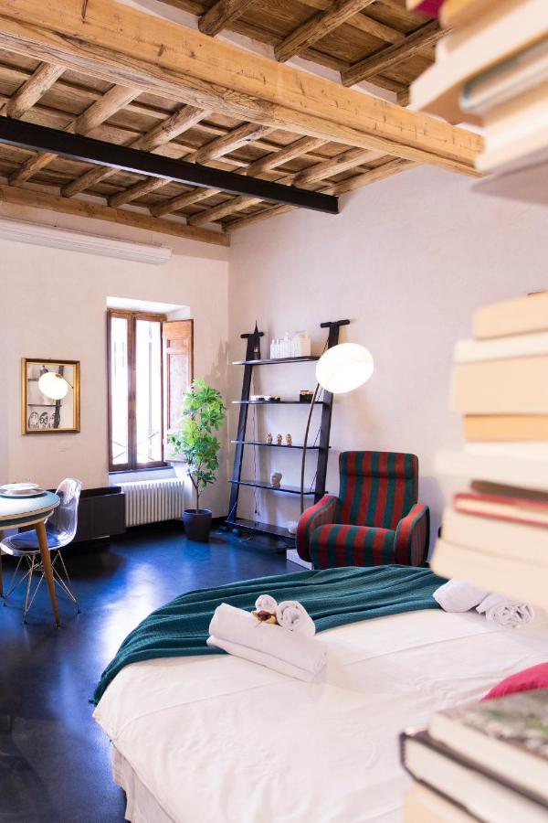 Greta Charming Suite In Trastevere Рим Экстерьер фото